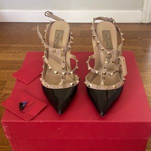 Valentino Rockstud Heel 38 eu/ size 8 Black, Gold and Tan